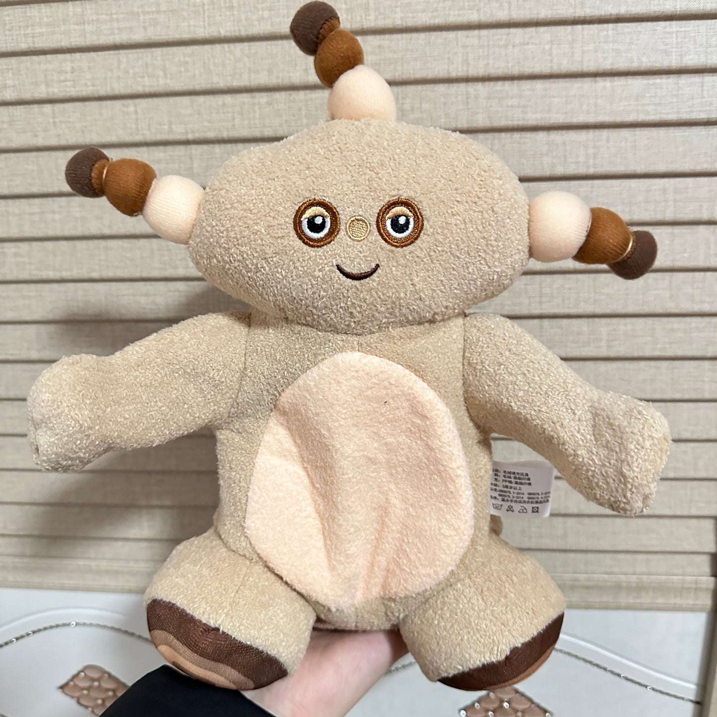 in the Night Garden Makka Pakka Singing Sitting Clapping plush toy(Free batteries for product、,it can sing makkapakka song)