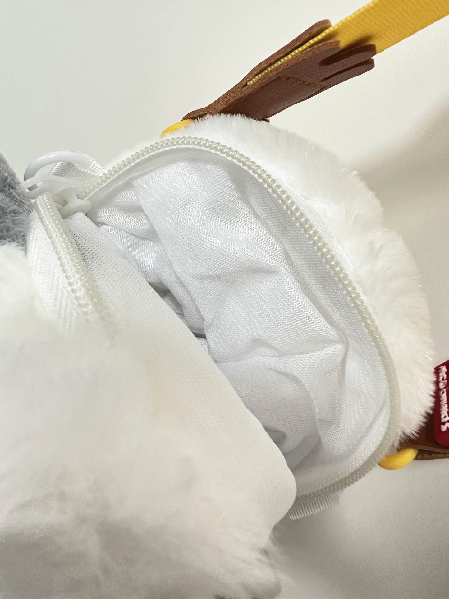 hamburger pochacco bag - kikigoods