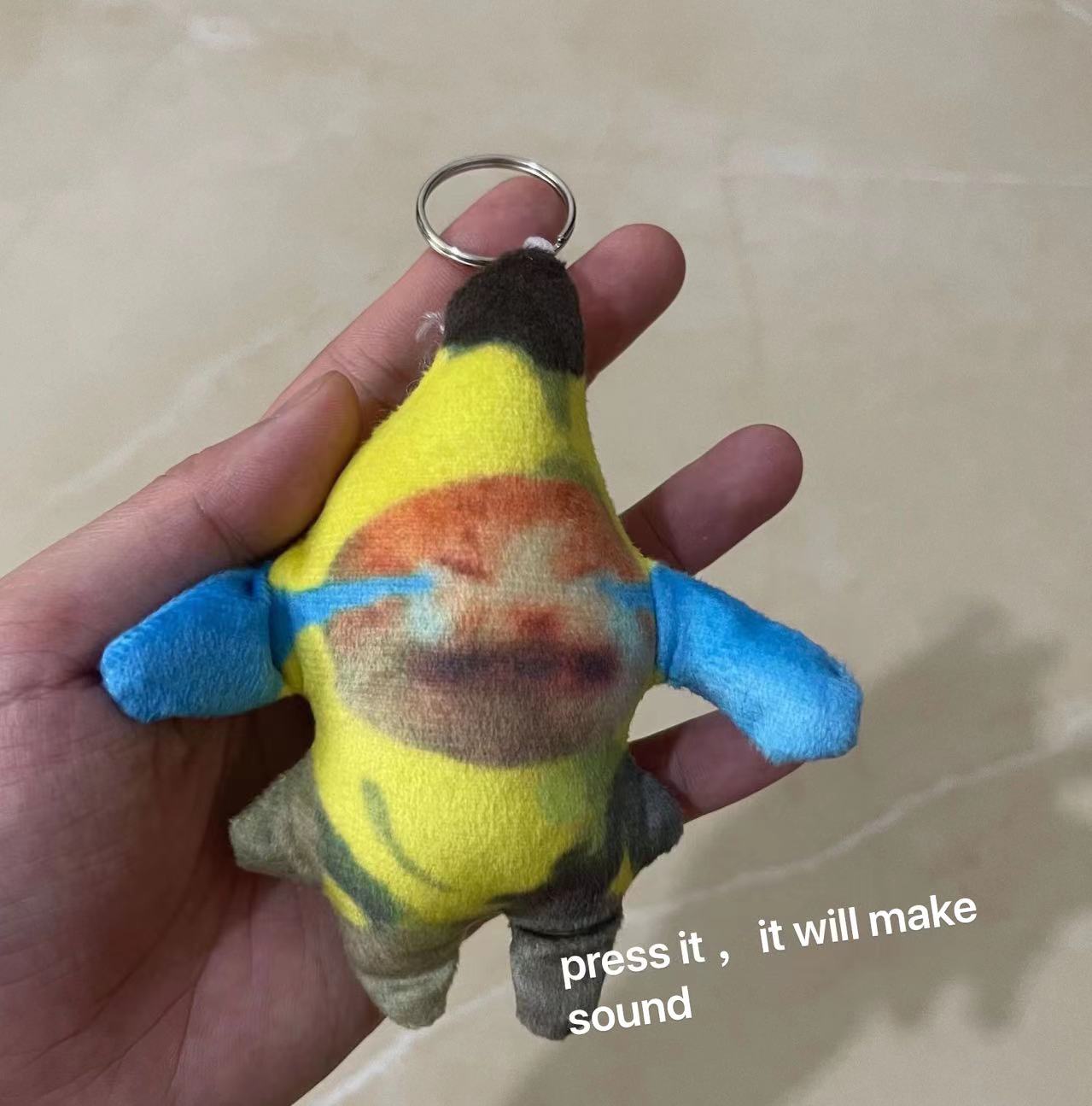 （Press it and it will make a crying sound）Cry Banana Cat Keychain Happy Banana Cat Keychain el gato keychain