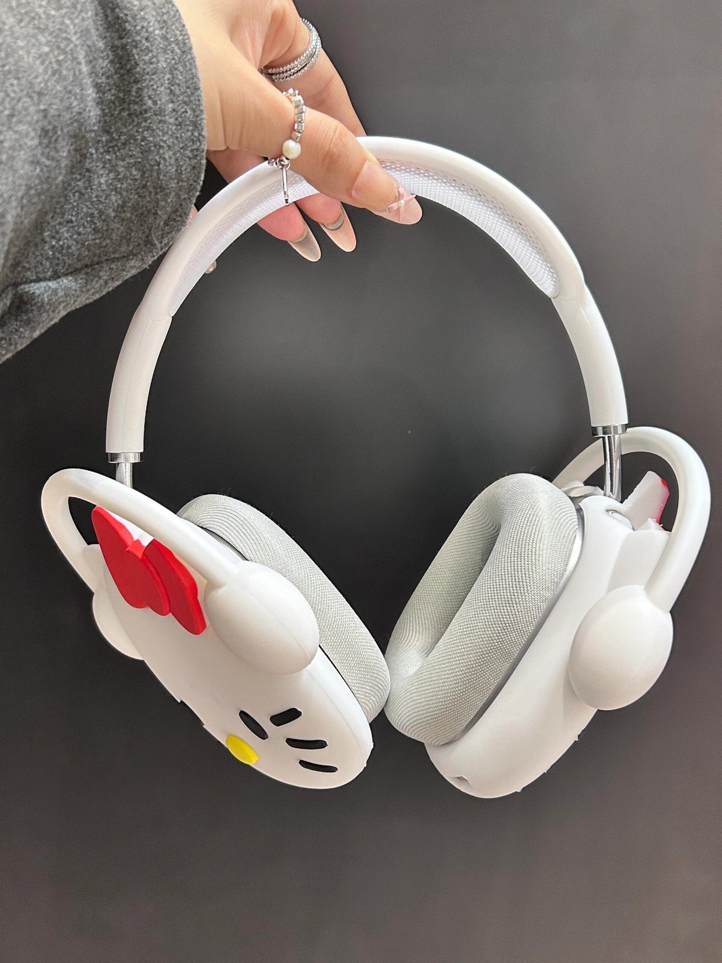 Hellokitty Silicone Case Cover for AirPods Max Headphones