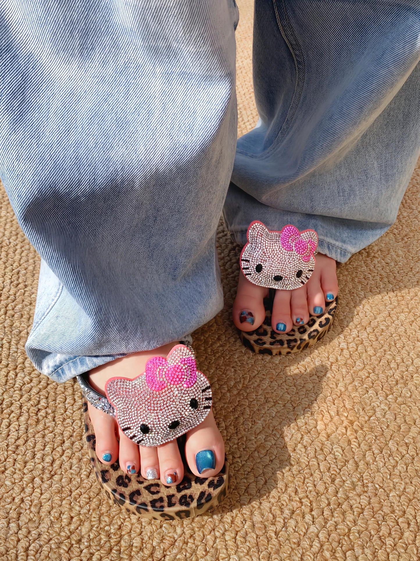 Hellokitty Handmade Rhinestone Leopard Print Women's Sandals Cute Slippers Non-Slip Flip Flops Low-Heeled Slippers