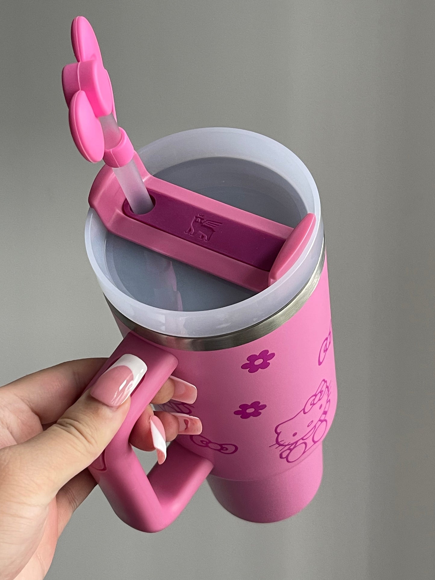 SipSweetie｜Hellokitty In-Car Insulated Cup 1200 ml Tumbler with Handle Stainless Steel Insulated Cup with Lid #0028