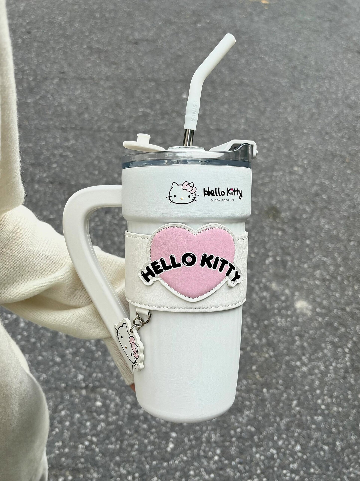 Sanrio 40 oz Tumbler with Handle & Carrier Bag, Stainless Steel Insulated Cup with Lid & Straw Gym Water Bottle Cupholder Friendly Women Travel Mug with Sleeve Holder