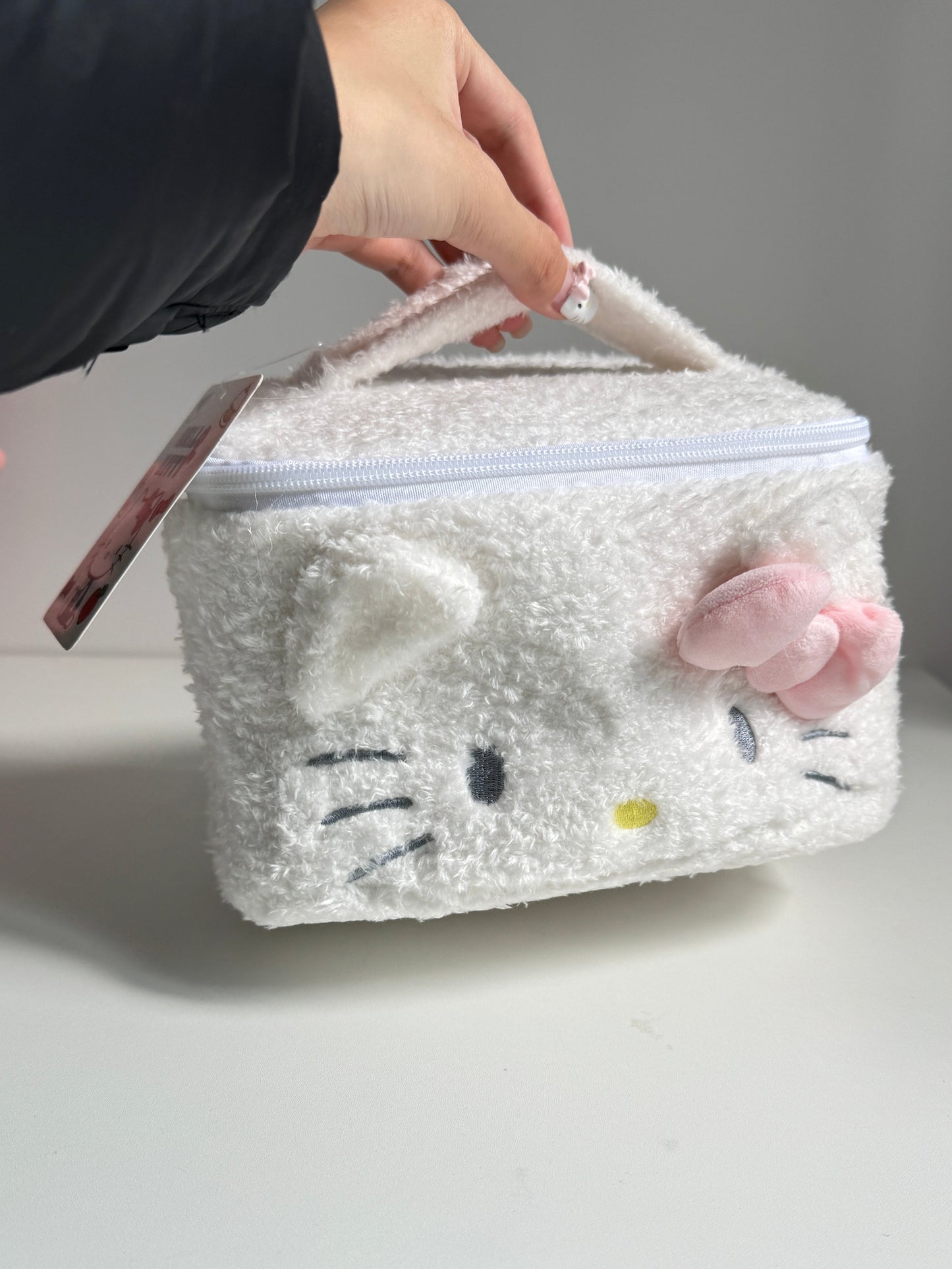 Sanrio Plush Travel Makeup Portable Storage Bag Dividers for Cosmetics Makeup Brushes Toiletry Jewelry Digital Accessories