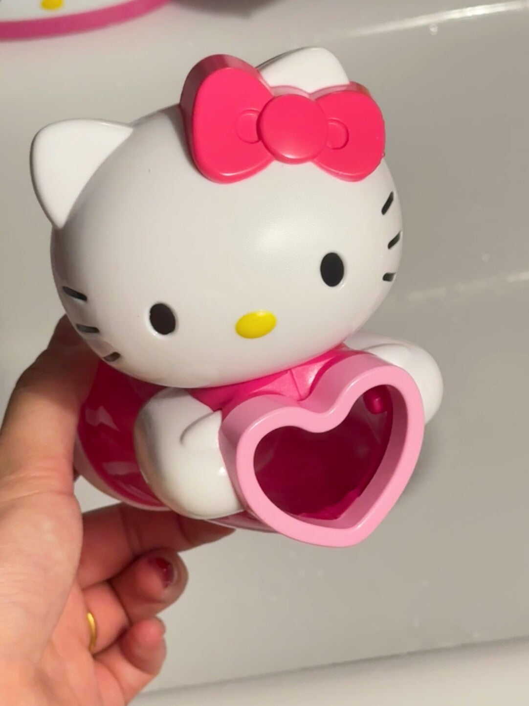 Hellokitty Faucet Extender for Toddlers Sink Easy Use Sink Kids Hand Washing Faucet Extension for Bathroom Sink
