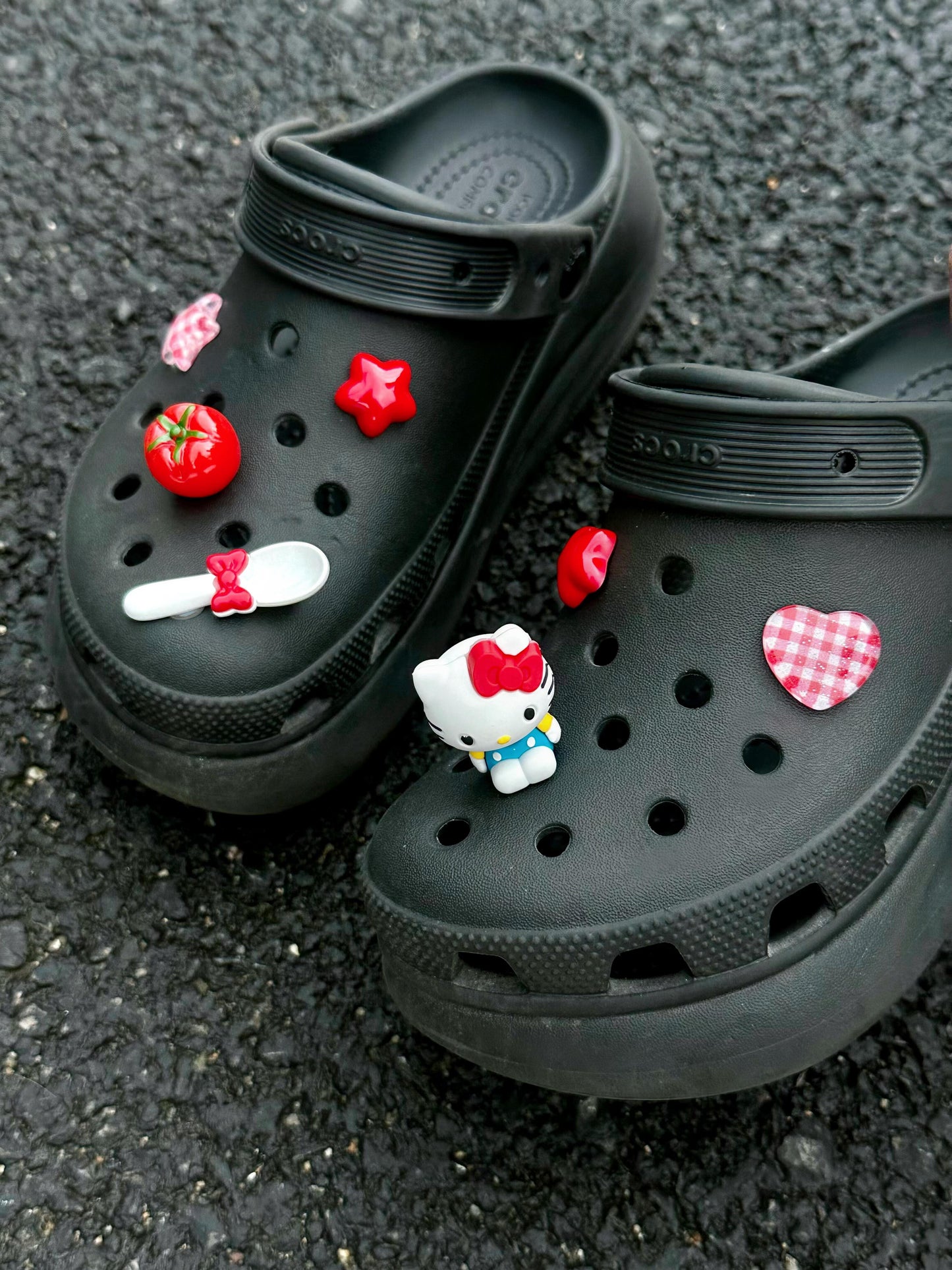Hellokitty Charms Cute Pack Pins Shoe Decoration Croc Accessories for Croc Bags Clogs Slides