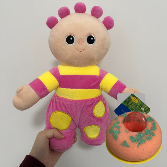 The Tombliboos Eee plush toy and makkapakka sponge