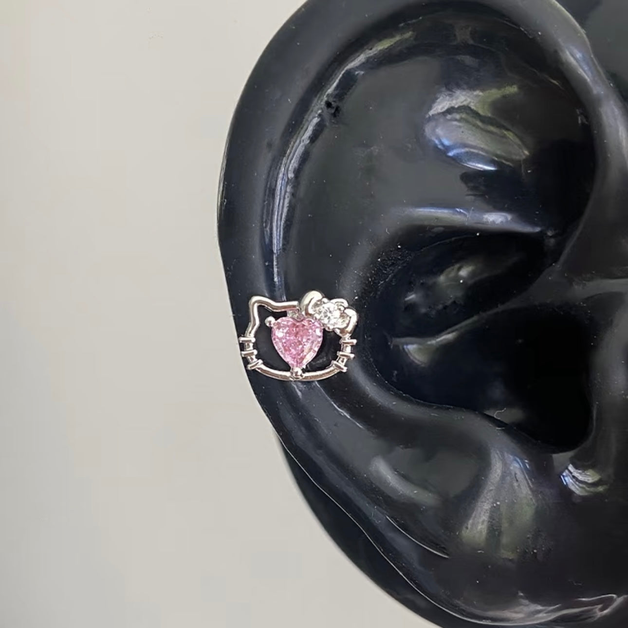 Hellokitty Earrings Rhinestone Cute Titanium earrings