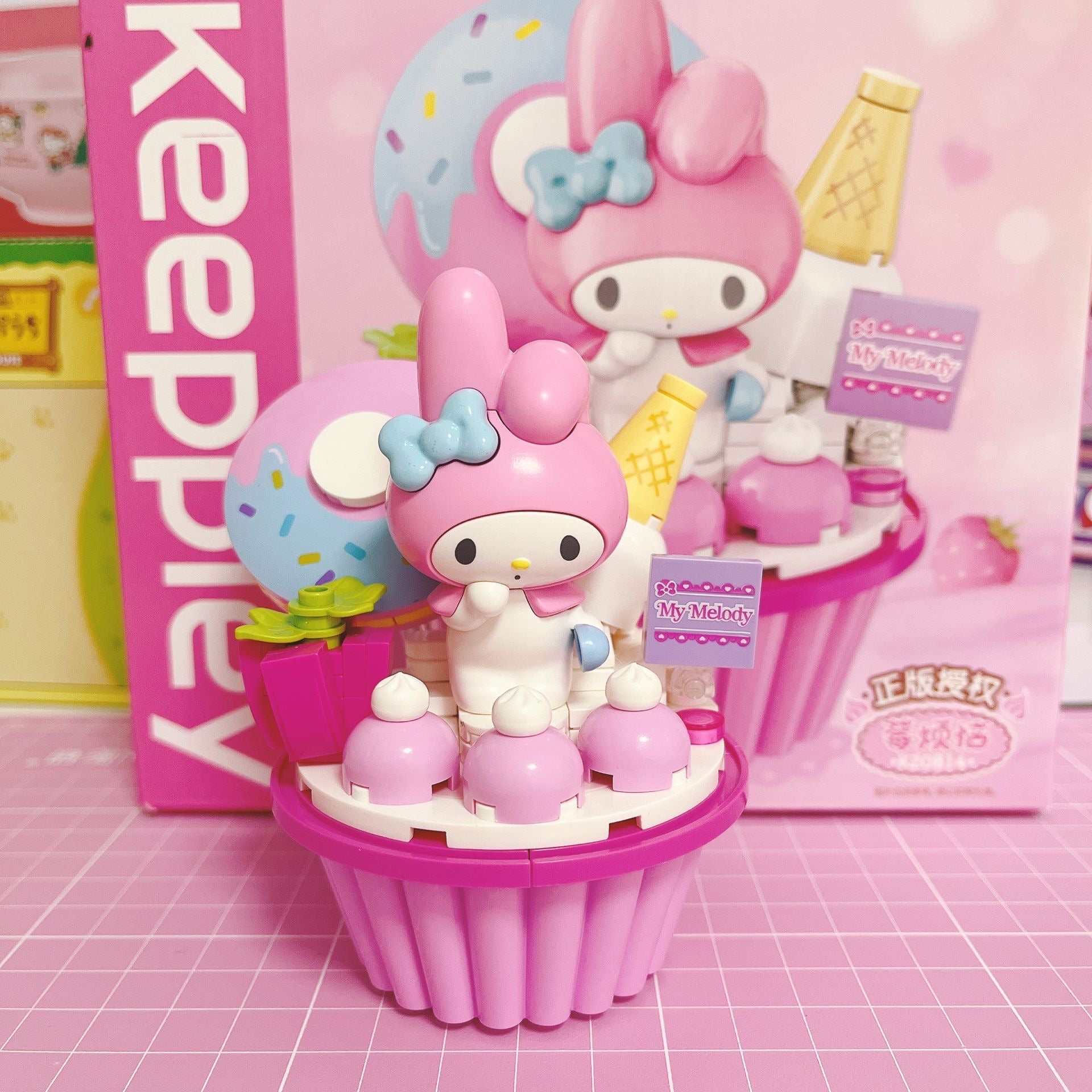 Keeppley Sanrio Fruit Cupcake Building Block - kikigoods