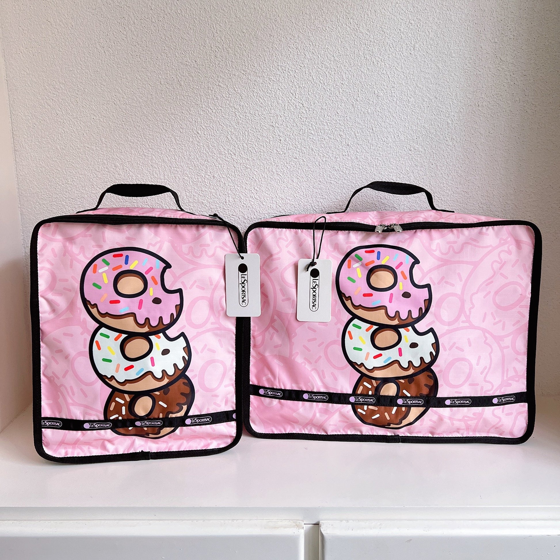 LeSportsac Donuts Pink Organizer - kikigoods